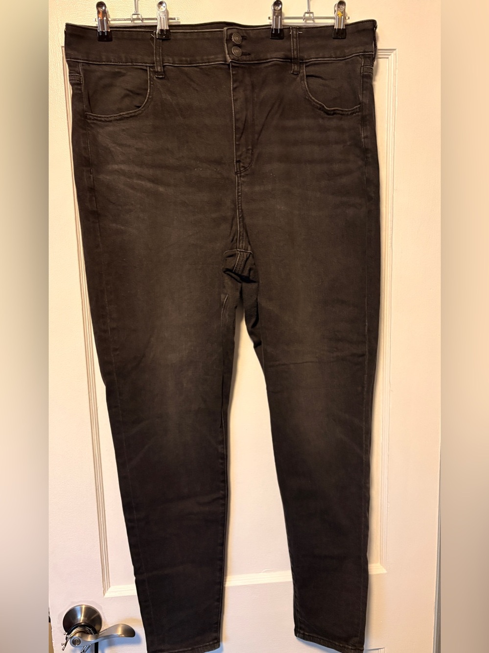 American Eagle Outfitters Women’s Black Jeggings